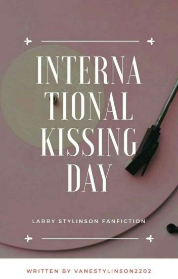 International Kissing Day - Ls (os)