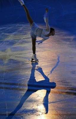 ︴patinando Hacia La Victoria ⛸️✨